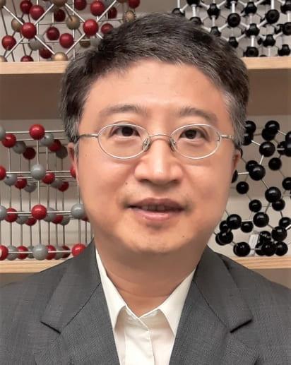 Photo of Dr. Jifeng Liu